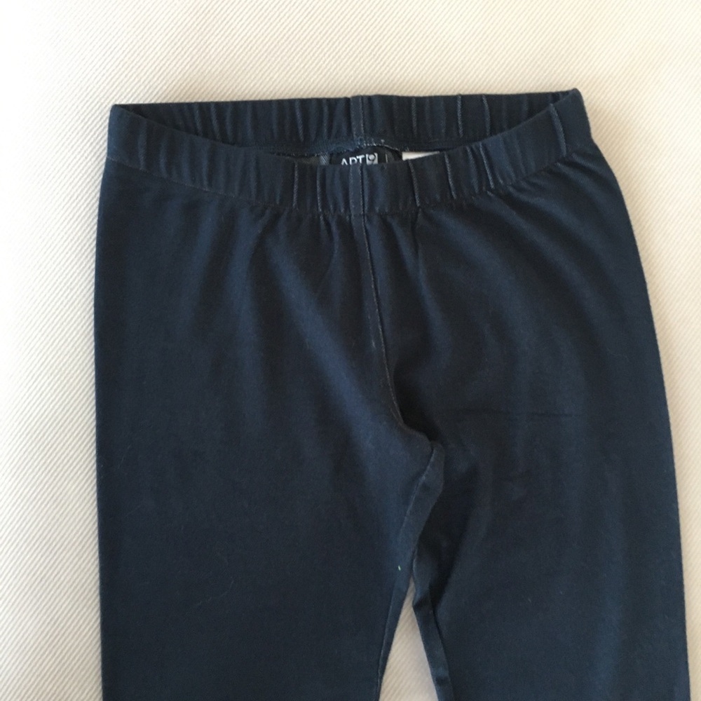 Apt. 9 cropped denim look legging with unique hem detailing